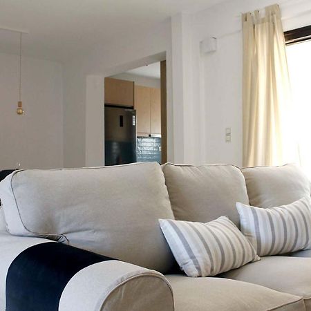 4 Bedroom Villa With Pool And Garden Nea Fokea Exterior foto